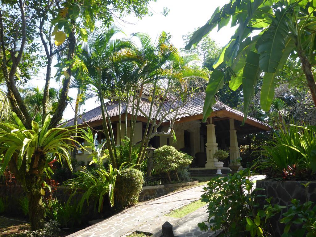 Gunung Paradis Retreat Munduk Exteriör bild