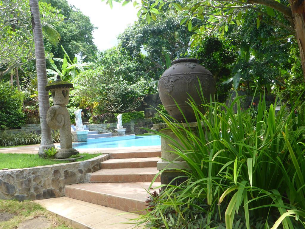 Gunung Paradis Retreat Munduk Exteriör bild